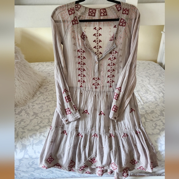 Johnny Was Dresses & Skirts - Johnny Was Ava Peasant Boho Silk Dress Gray Embroidered Size Small